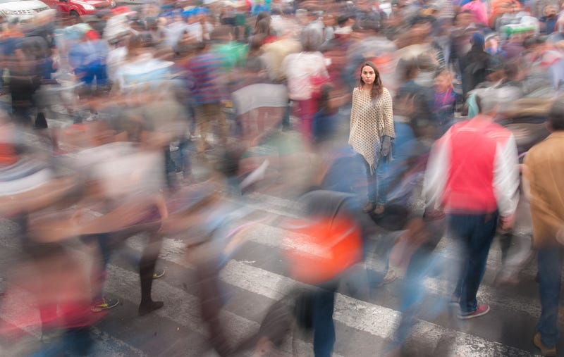 Embracing mindfulness in crowded situations