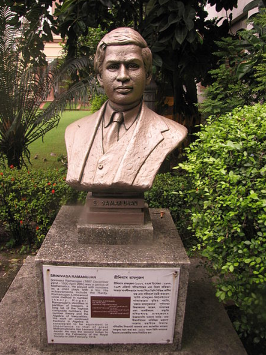 Bust of Srinivasa Ramanujan at BITM