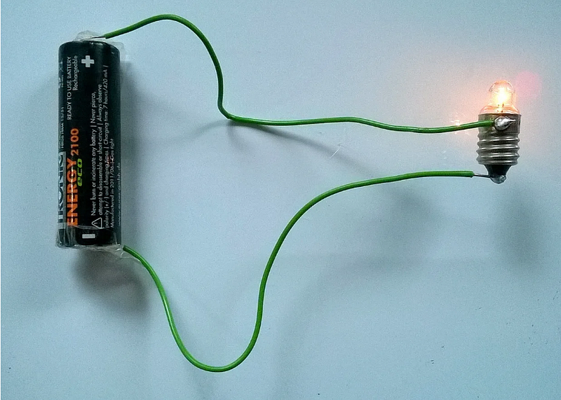 Simple circuit illustration